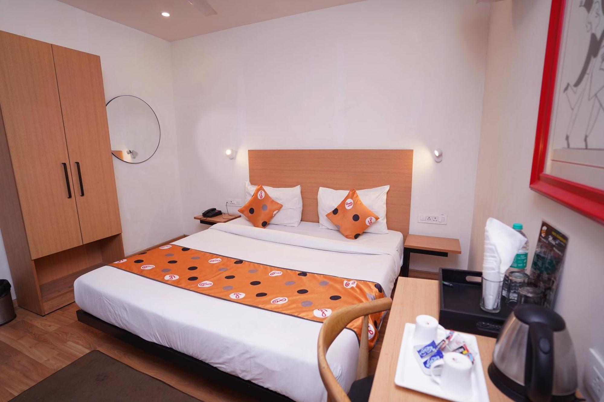 Hotel Mira Residency- Outer Ring Road, Paschim Vihar Delhi  Exterior photo
